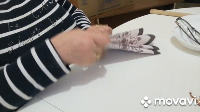 ЖИЗНЬ В ДЕРЕВНЕ /САМОЛЕЧЕНИЕ РУКИ/СМОТРЮ ПОЛ КРОЛЯТ/САЛАТ ИЗ КРАСНОЙ КАПУСТЫ /КАК СЛОЖИТЬ САЛФЕТКУ☝