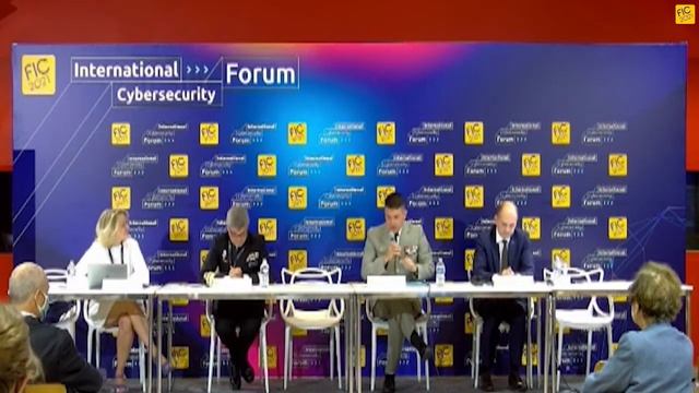 TR07 (EN) - European Cyber Commanders – Cyber Defence: Resilience And Cooperation