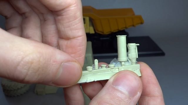 Советский карьерный самосвал МАЗ-525 | Обзор старой сборной масштабной модели смотреть онлайн