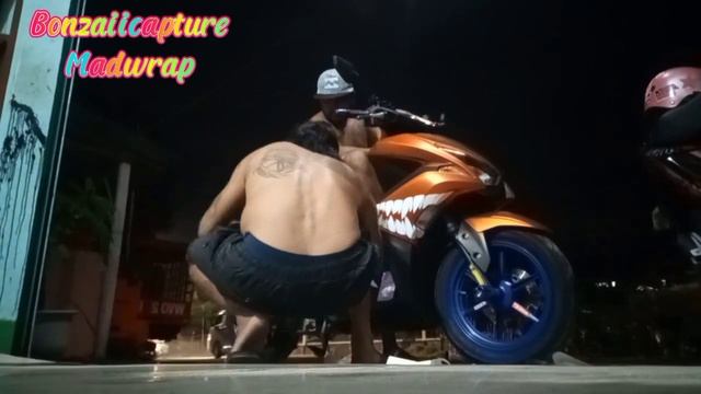whole wrapping aerox 150 смотреть онлайн