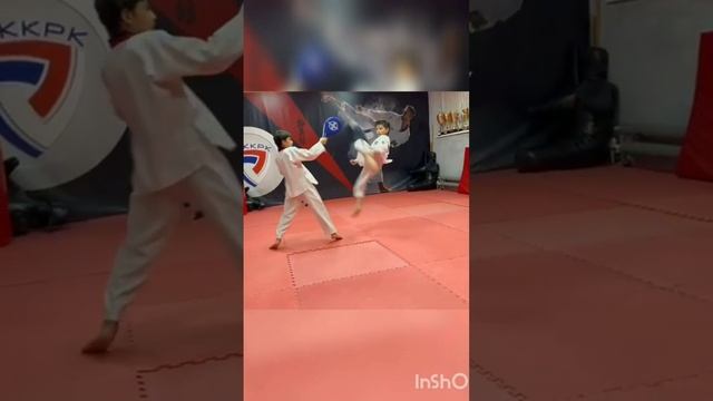 Taekwondo Kids - Savas Özçelik / тхэквондо дети - Саваш Озчелик смотреть онлайн