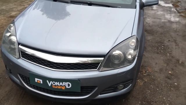 Решетка радиатора Opel Astra Н GTC 2004-2007 без лого. Соты с хромированным молдингом и окантовкой смотреть онлайн