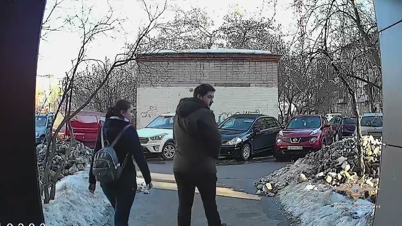 МВД России публикует видео опроса мужчины, причинившего химические ожоги жителям г.о. Домодедово смотреть онлайн