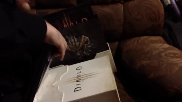My Diablo 3 Collectors Edition Unboxing смотреть онлайн