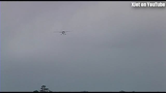 Light aircraft in WILD cross-wind landings at Tokoroa Airfield смотреть онлайн