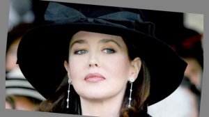 Очаровательная актриса Изабель Аджани