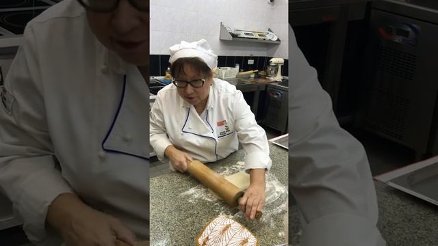 Слоёное бездрожжевое тесто от Ермиловой Светланы Владимировны смотреть онлайн