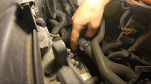 ПОМОЩЬ НОВИЧКАМ  Что находится под капотом у Renault Duster