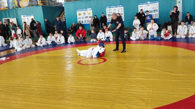 Сирицану Ян 3бой