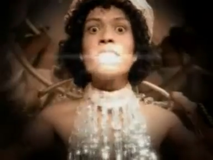 Индийская реклама жевательной резинки смотреть онлайн