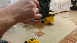 пылесос DeWalt DCV501LN аккумуляторный, экспресс обзор