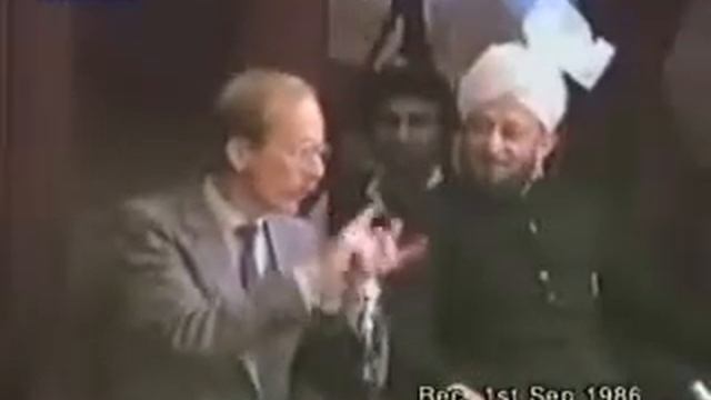 English Q & A Session (01/09/1986) 1/6 A смотреть онлайн