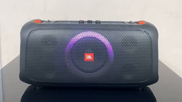 Partybox ON-THE-GO смотреть онлайн