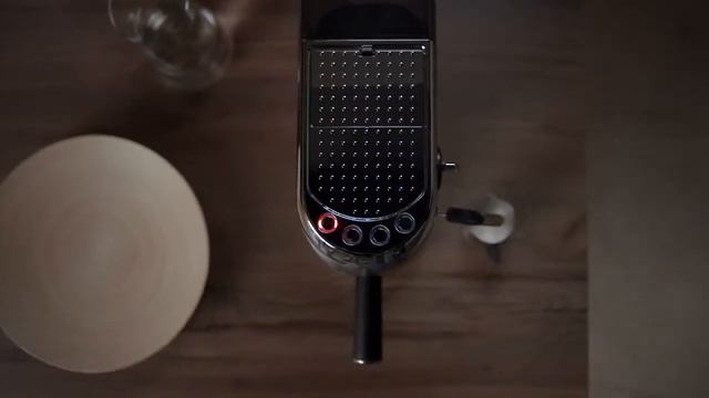 Кофеварка Polaris PCM 2001AE смотреть онлайн