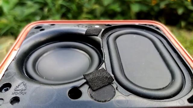 Самый мощный Басс на колонке jbl GO2 ??? смотреть онлайн