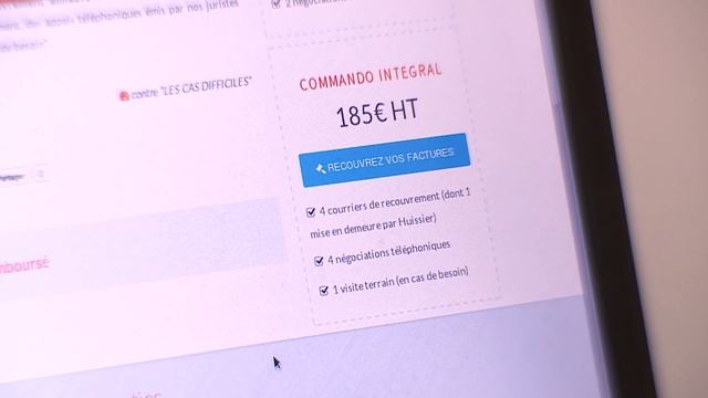 Croulant sous les dettes, ils finissent à la rue смотреть онлайн