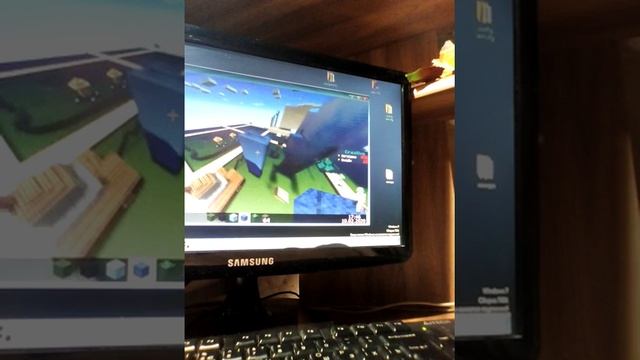 Учу вас как строить огромного ЗОМБИ в МАЙНКРАФТЕ!!!!! смотреть онлайн