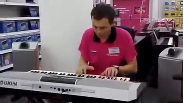 Продавец жжёт синтезатор YAMAHA за 70 000 р ) смотреть онлайн