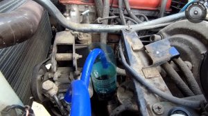 Нива 2131. 10 лет не менял масло... Замена жидкости ГУРа.