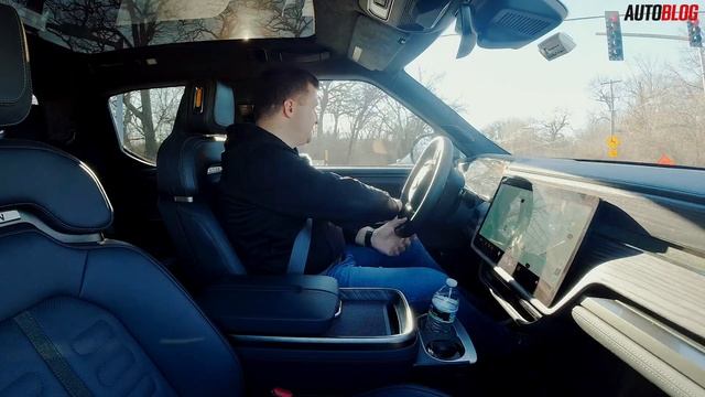 RIVIAN R1T - cum merge și ce nu e ok la el / Test Drive AutoBlog.MD смотреть онлайн