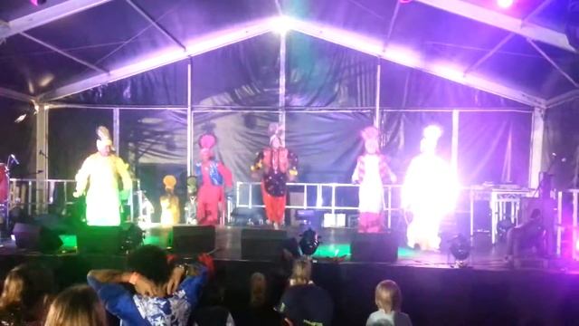 BhangraRulez at Newman 2 смотреть онлайн