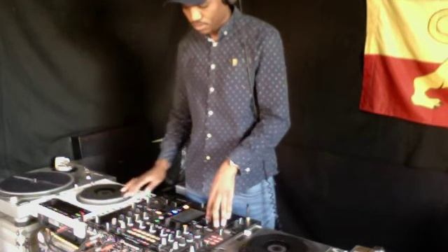 DJ ENDEMIC AFRO-TECH SPECIAL смотреть онлайн