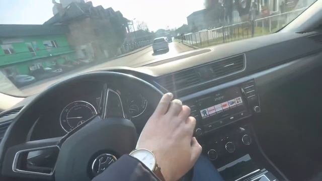 Огляд салону:Skoda Superb 3‼️Який розхід 1.6 дизель?Чому не підключається CarPlay⁉️ смотреть онлайн