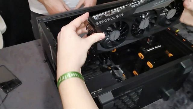JE MONTE MON NOUVEAU PC GAMER 2021 !!!! смотреть онлайн