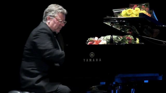 Помним! Грустим! (Игорь Урьяш) смотреть онлайн