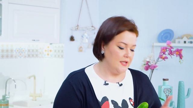 Куриные голени на сковороде в яично-томатной заправке | Готовим с Адель смотреть онлайн