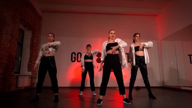 Waacking dance by Gesha | Ida Corr Fedde Le Gran - Let Me Think About It смотреть онлайн