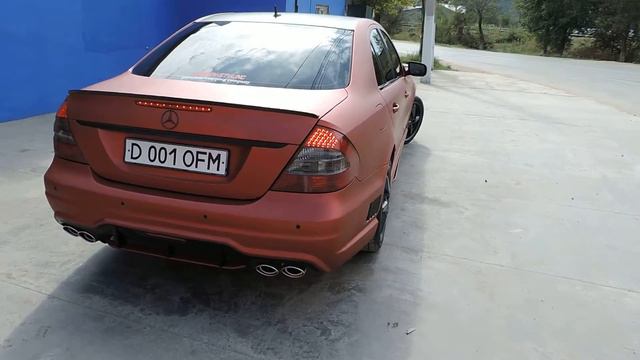 MERCEDES E 350 RED ALLUMINIUM ARLON смотреть онлайн