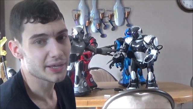 Everything you Need to Know About The Wowwee Robosapien v2 and how to get it working repair service смотреть онлайн