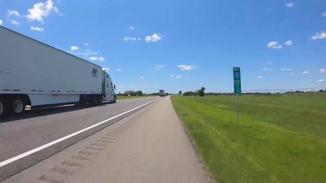 Day 35 Elk City, OK to Shamrock, TX смотреть онлайн