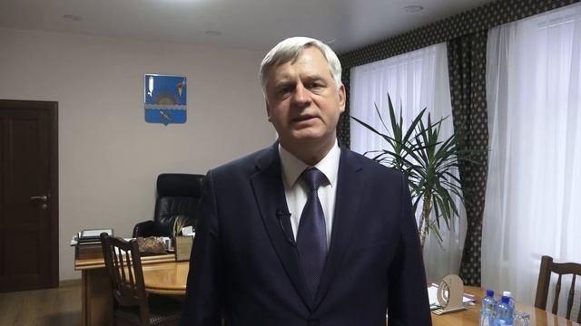 Поздравление главы Оренбургского района Василия Шмарина с Днем защитника Отечества смотреть онлайн