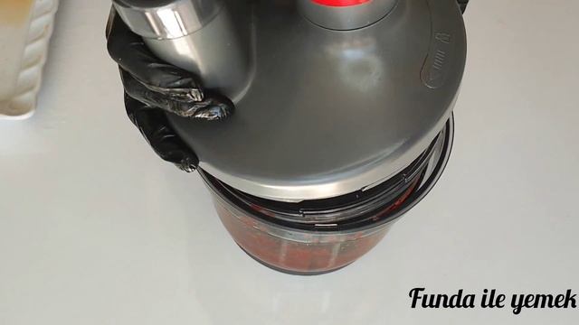 BU SOSU DENEMEYEN KALMASIN ? Köz Biberli Acuka Sos Nasıl Yapılır / Kahvaltılık Sos Tarifi