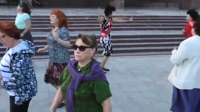 Дискотека 80 - 90 в Астрахани 24.09.23г смотреть онлайн