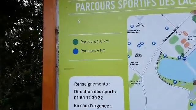 Парижане бегут из столицы Франции смотреть онлайн