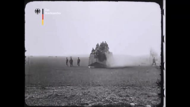 German A7V Tanks Gretchen and Siegfried (speed corrected) смотреть онлайн