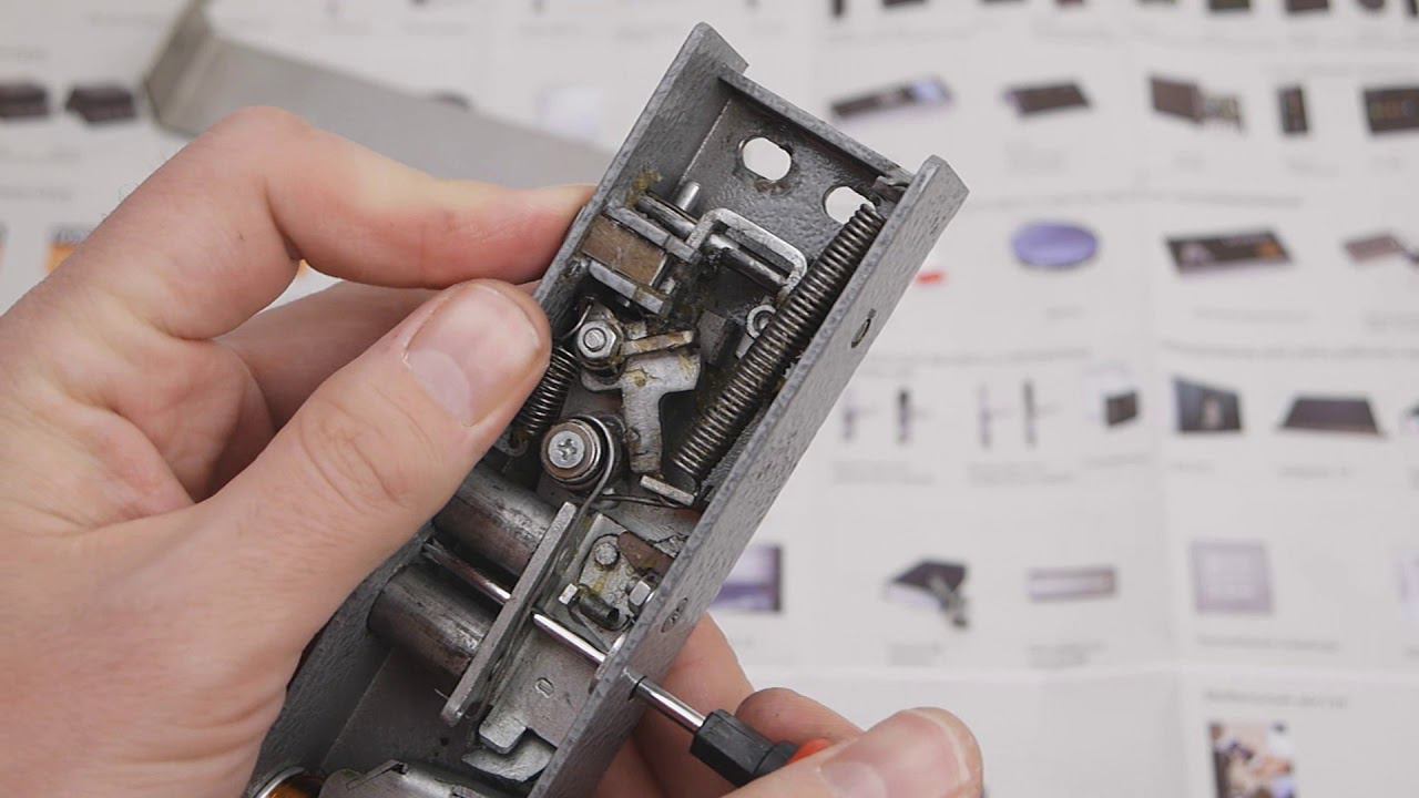 Разобрал электрозамок Полис 121И смотреть онлайн