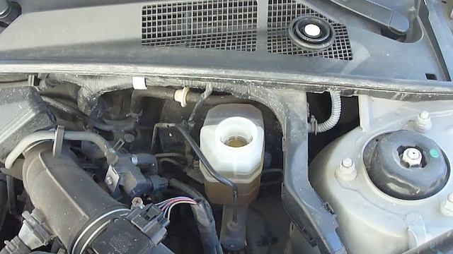 NEVER Bleed Brakes Until Watching This! Gravity Brake Bleeding смотреть онлайн