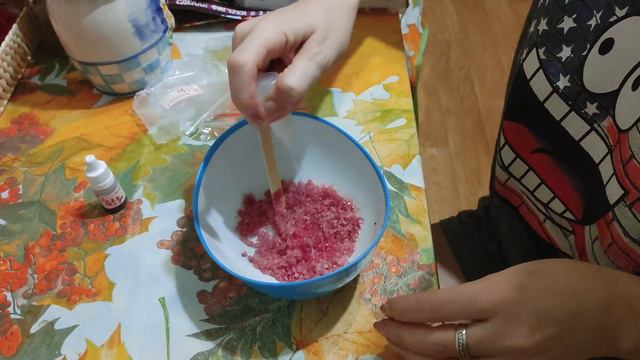 1. Василиса с мамой готовят бомбочки для ванны смотреть онлайн