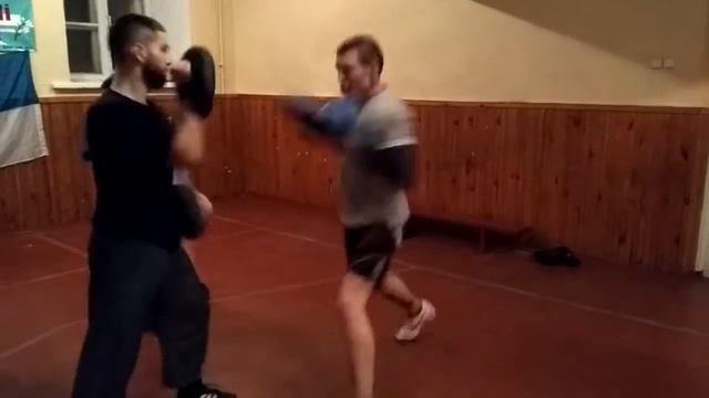 Юхим и Иванов работа на лапах клуб смотреть онлайн
