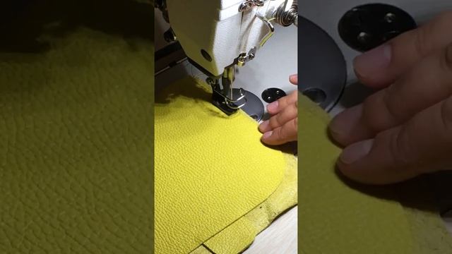Как сшить сумочку из натуральной кожи.1часть.Модель 1 смотреть онлайн