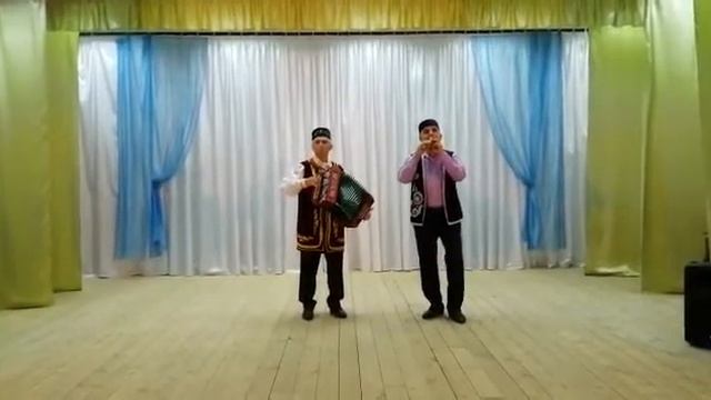 Заявка 198. Дуэт Низамов Роберт Тимергазиевич, Зиганшин Фарид Мубаракъянович - Народные мелодии смотреть онлайн