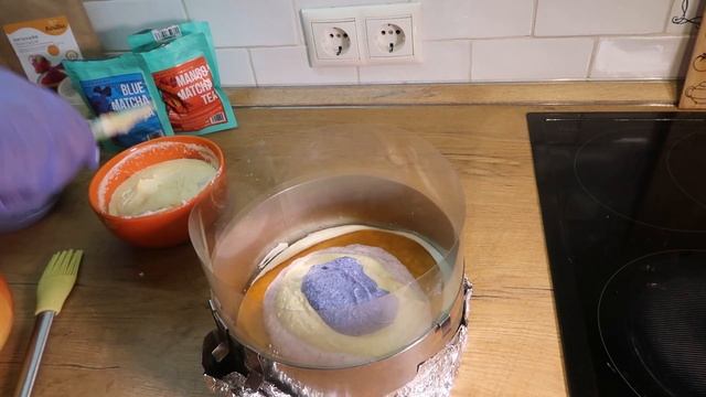 Новогоднее украшение торта?/Разноцветный мусс с чаями Матча/Персиковое кули/Разрез торта? смотреть онлайн