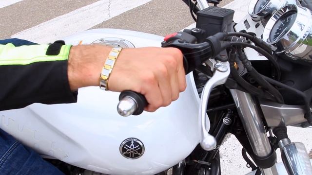 Мотоурок №1. Лайфхаки при управлении мотоциклом. С чего начать свой 1-ый урок / Эффективная посадка смотреть онлайн