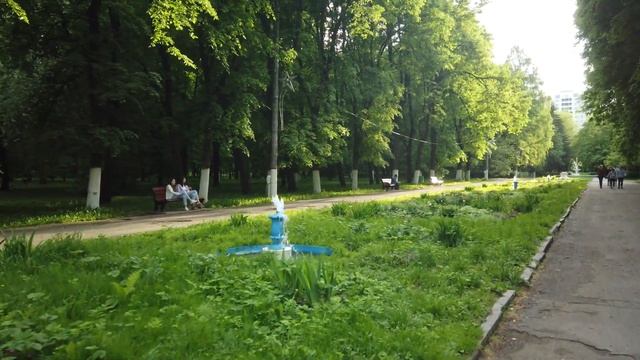Нижний Новгород. Отремонтировали фонтан в Автозаводском парке. смотреть онлайн