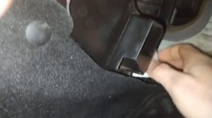 Простая замена салонного фильтра на Рено Логан 2 Рено Сандеро 2