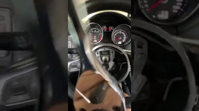 Audi TT 8J steering wheel removal and install. смотреть онлайн
